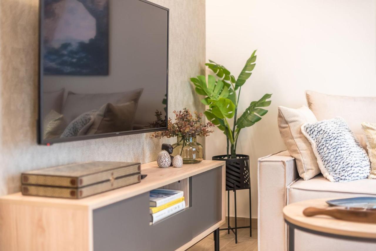 Beautiful & Renovated Aprtm In Piraeus Daire Dış mekan fotoğraf